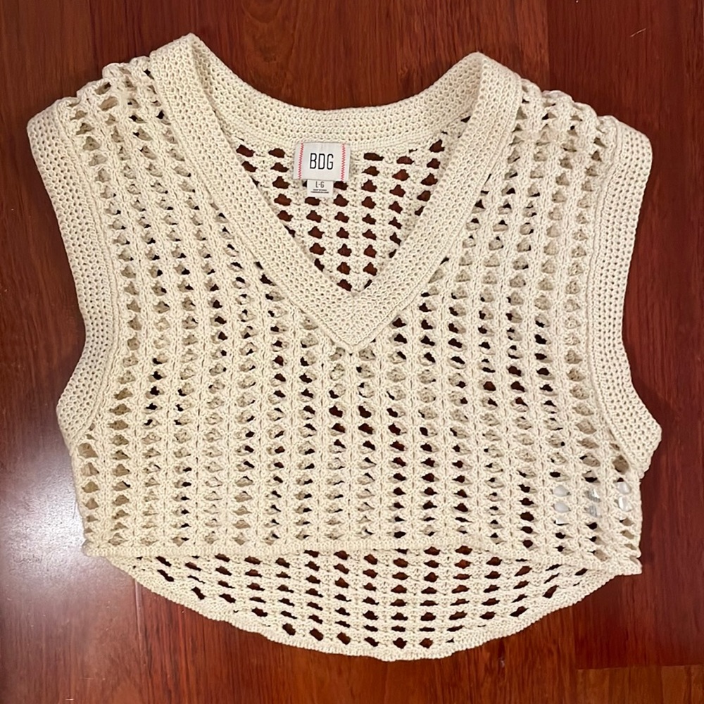 BDG URBAN OUTFITTERS crochet vest, never worn!